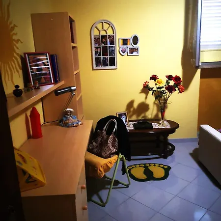 Mansarda Domomia Apartmán *